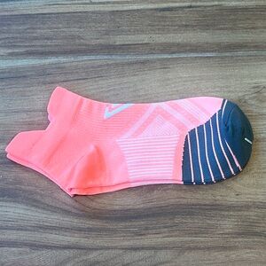 NWOT Performance Running/Compression/Athletic Socks